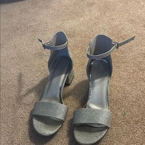 Elegant Silver Women's Sandals
